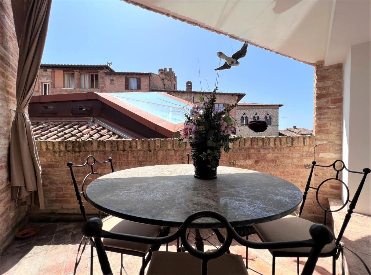 Il Terrazzo Di Tolomei Σιένα Εξωτερικό φωτογραφία